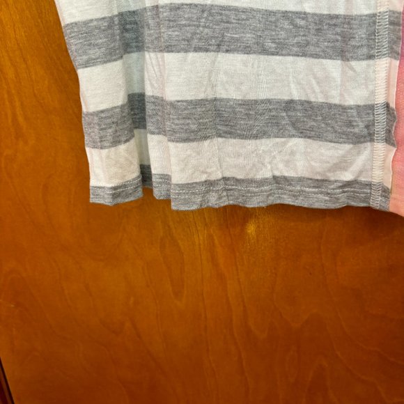 Flamingo Brand Mashup Tye‎ Dye Gray Stripe Top - Picture 7 of 12